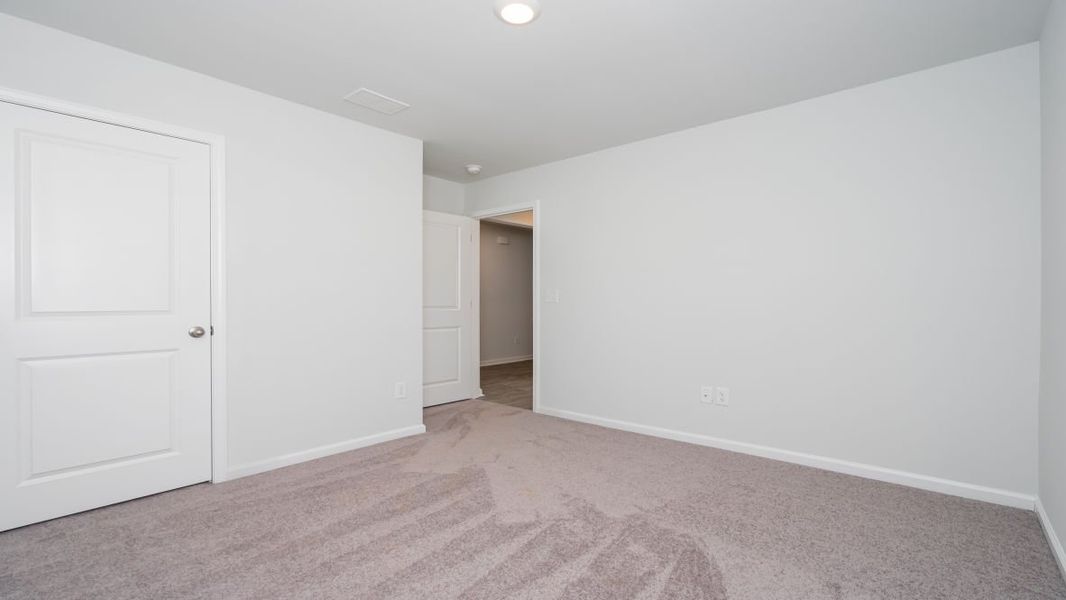 Representative unfurnished interior of a home built from the CALI by D.R. Horton in Jordanville Farms, Galivants Ferry (Image 17).