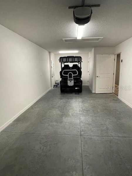 Spacious, unfurnished interior of a new home in , The Villages (Image 61).