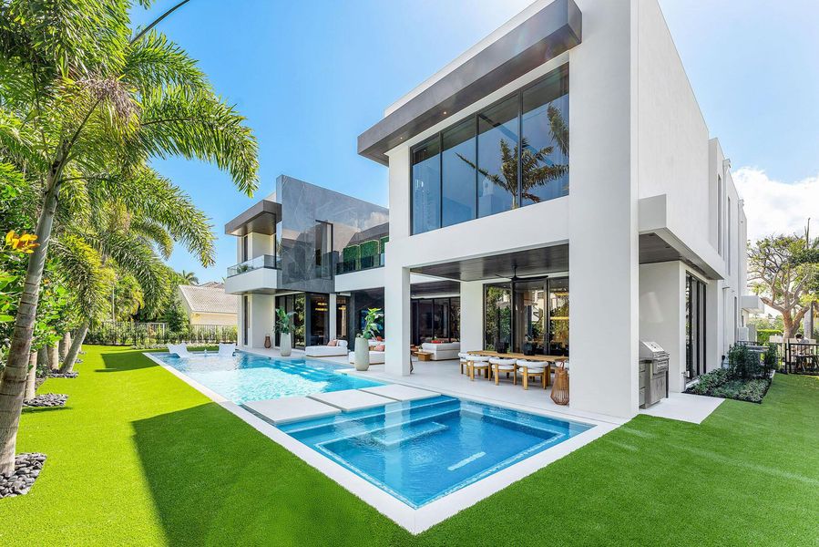 Image 37 of a home in .