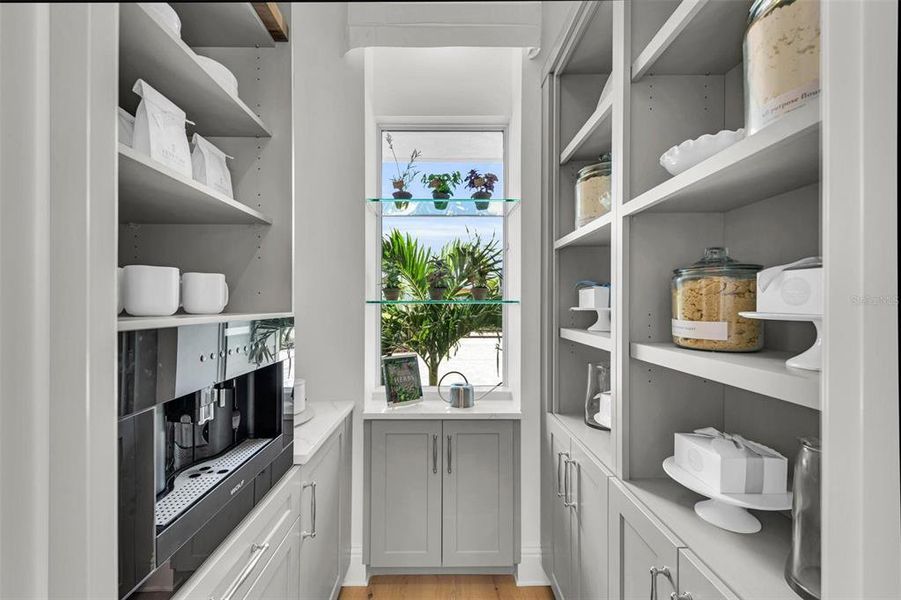 Furnished interior view inside a new home in , Venice (Image 4).