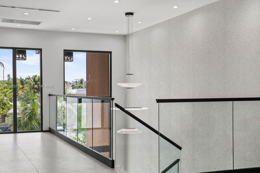 Image 53 of a home in .