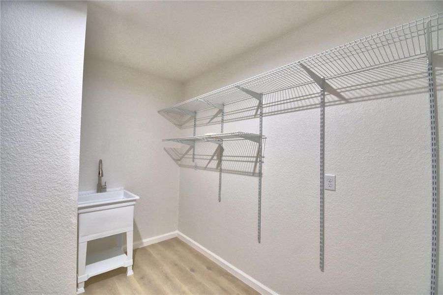 Spacious, unfurnished interior of a new home in , Avon Park (Image 32).