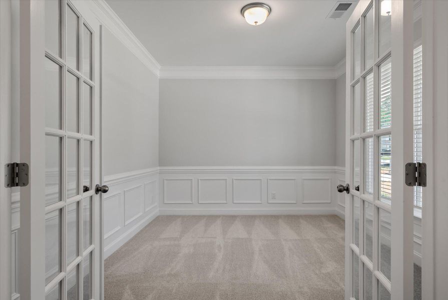 Spacious, unfurnished interior of a new home in Parker's Preserve, Ridgeville (Image 21).