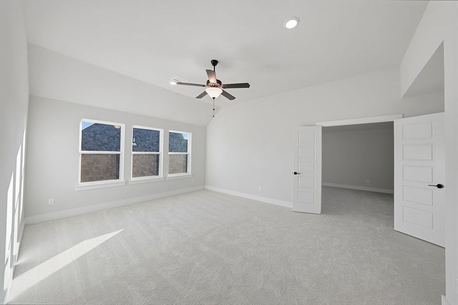 Spacious, unfurnished interior of a new home in Inspiration - Paradise Village, St. Paul (Image 39). Spacious, unfurnished interior of a new home in Inspiration - Paradise Village, St. Paul (Image 39).
