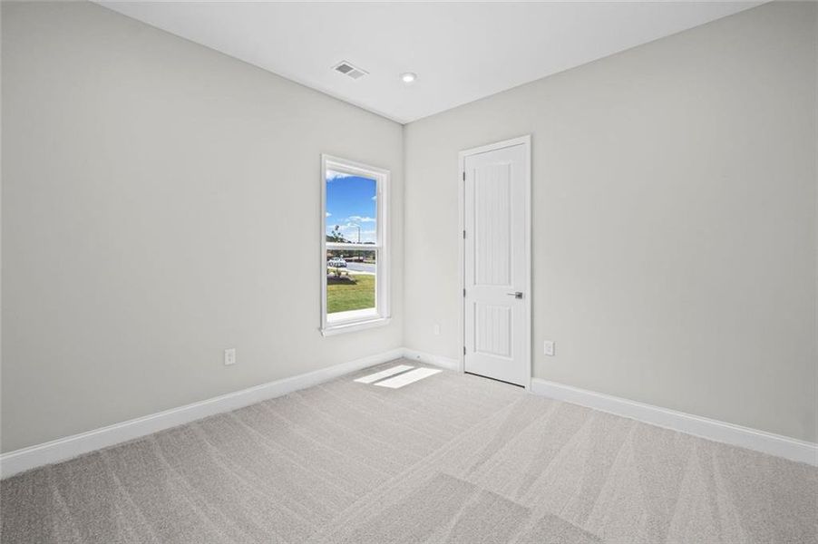 Spacious, unfurnished interior of a new home in Governor’s Preserve, Canton (Image 38).