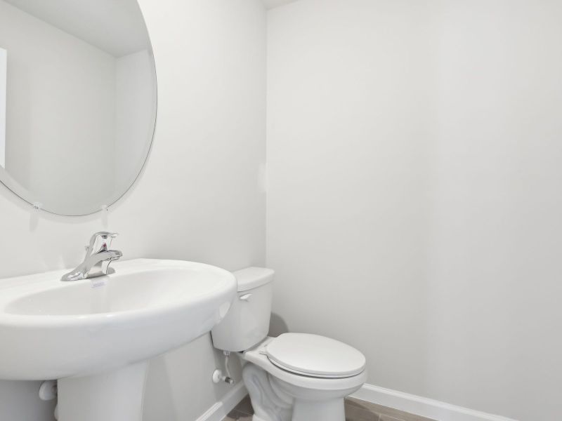 Bathroom in the Sandpiper End floorplan