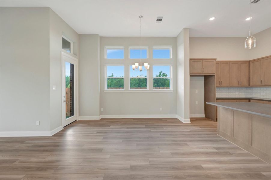 Spacious, unfurnished interior of a new home in COLTON - Reserve Collection, Todd Mission (Image 30).
