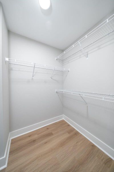 Spacious, unfurnished interior of a new home in , Summerville (Image 19).