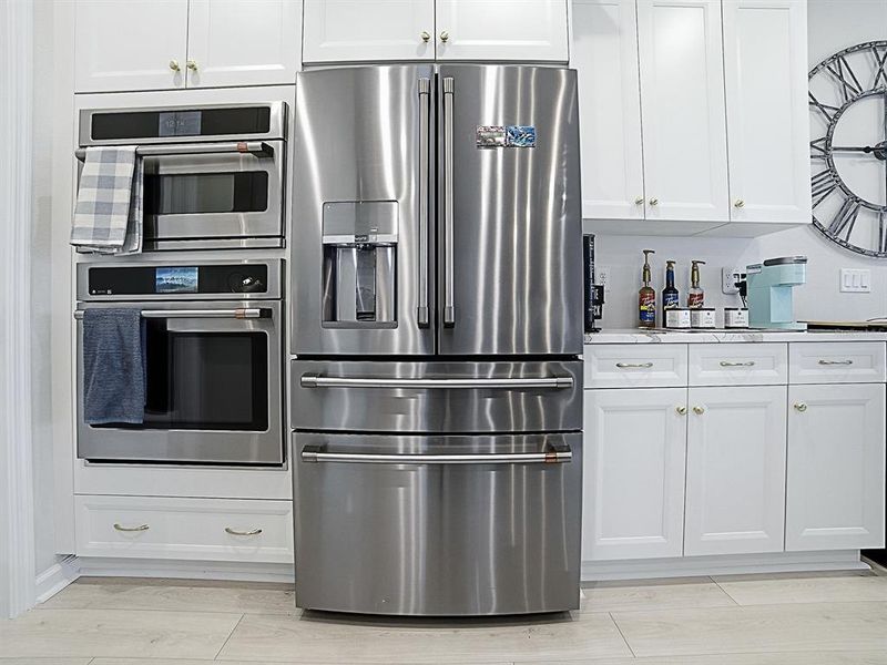 Close-up of interior finishes inside a home in , Tavares (Image 21).