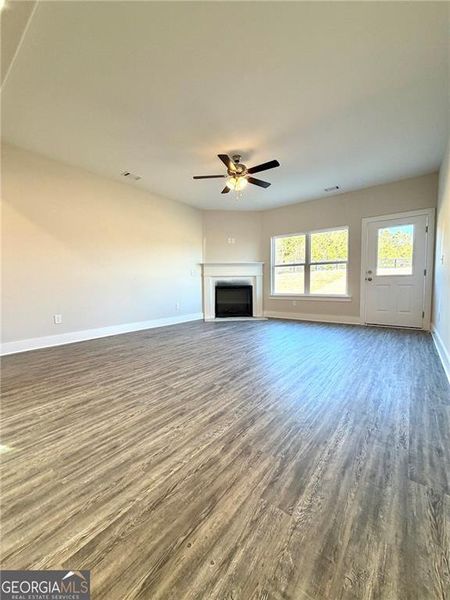 Spacious, unfurnished interior of a new home in , Hampton (Image 6).