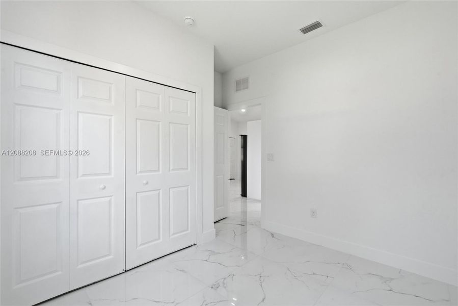 Spacious, unfurnished interior of a new home in , Labelle (Image 14).