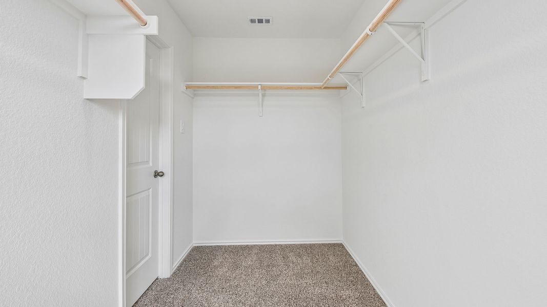 Spacious, unfurnished interior of a new home in Watermill, Uhland (Image 42). Spacious, unfurnished interior of a new home in Watermill, Uhland (Image 42).