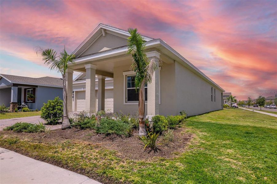Exterior details and patio area of a home in Tohoqua, Kissimmee (Image 29). Exterior details and patio area of a home in Tohoqua, Kissimmee (Image 29).