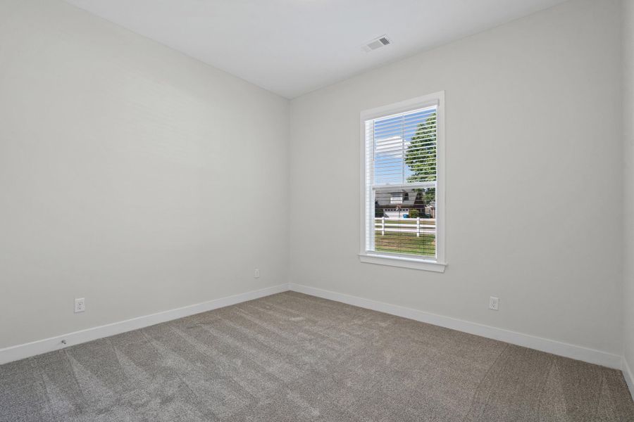 Spacious, unfurnished interior of a new home in Myers Park, Arlington (Image 22). Spacious, unfurnished interior of a new home in Myers Park, Arlington (Image 22).