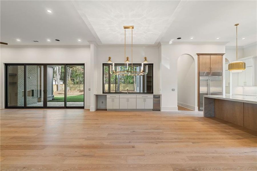 Spacious, unfurnished interior of a new home in , Alpharetta (Image 47).