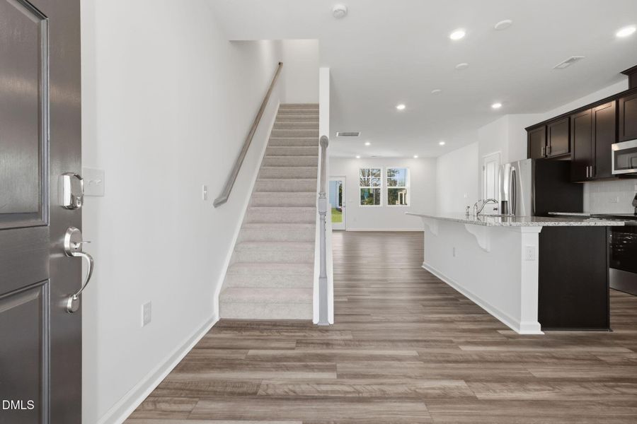 SUN_ElmGrove_Pic_Jackson_QMI_25_Stairs_1