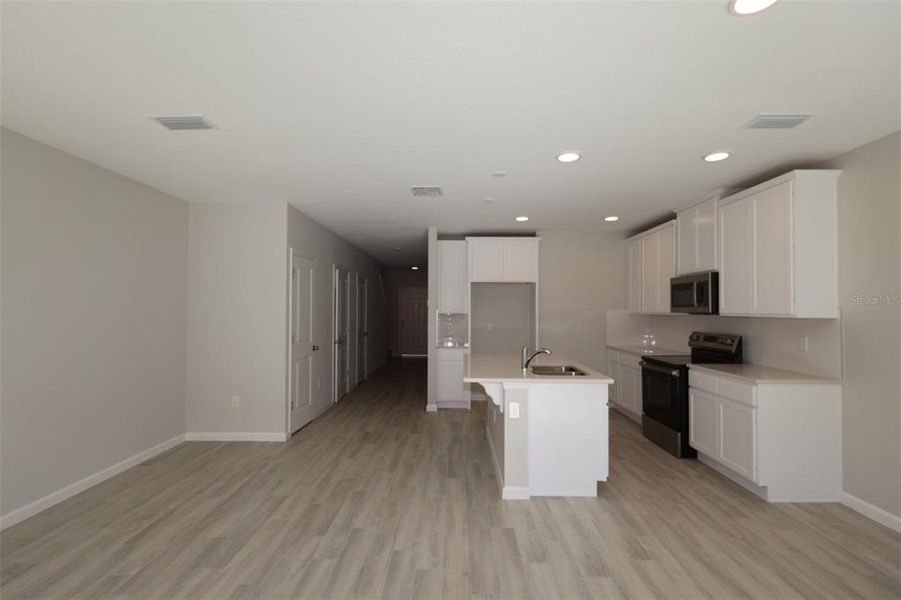 Furnished interior view inside a new home in Tyson Ranch, Orlando (Image 10). Furnished interior view inside a new home in Tyson Ranch, Orlando (Image 10).