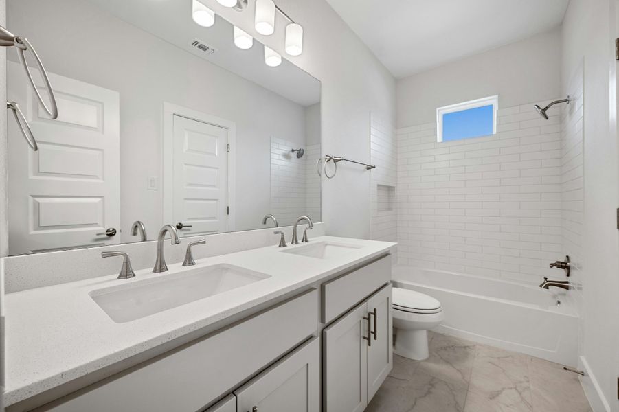 Furnished interior view inside a new home in Santa Rita Ranch, Liberty Hill (Image 14).