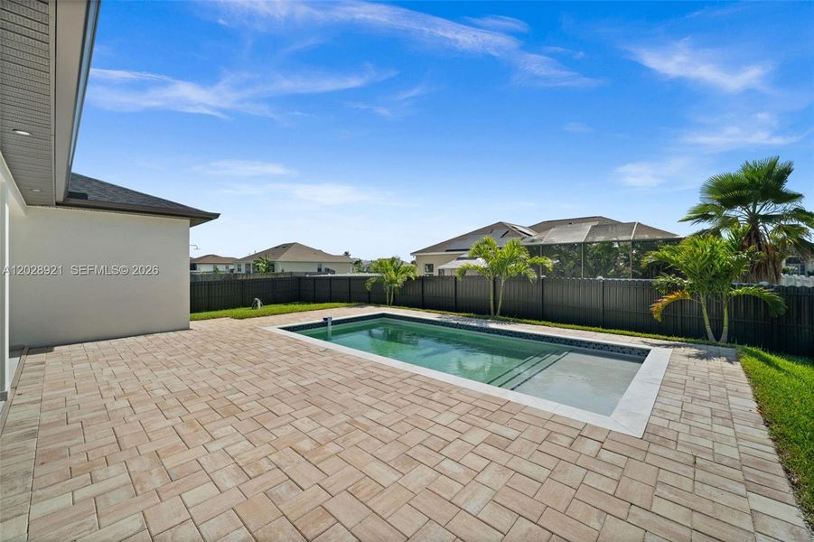 Exterior details and patio area of a home in , Cape Coral (Image 4).