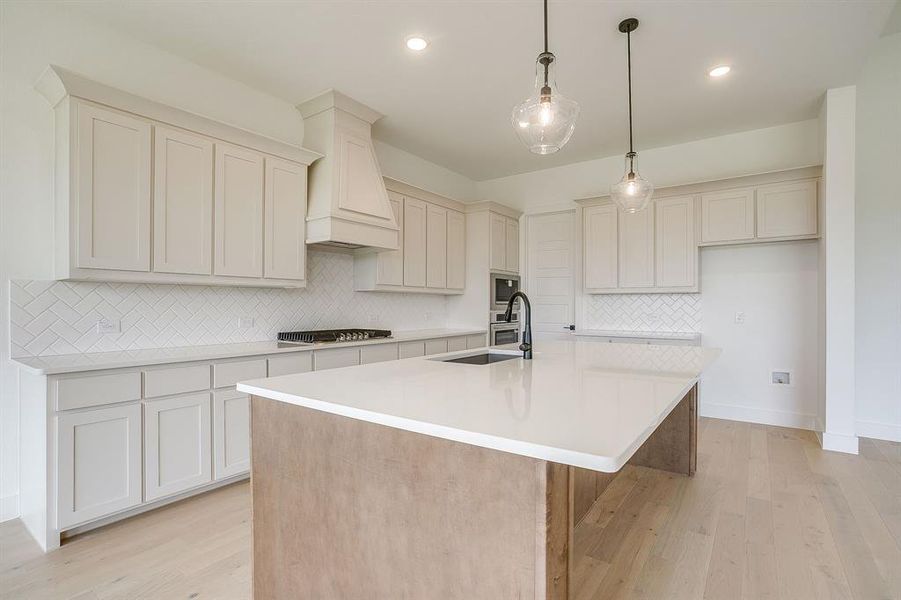Furnished interior view inside a new home in Talon Hills, Fort Worth (Image 12). Furnished interior view inside a new home in Talon Hills, Fort Worth (Image 12).