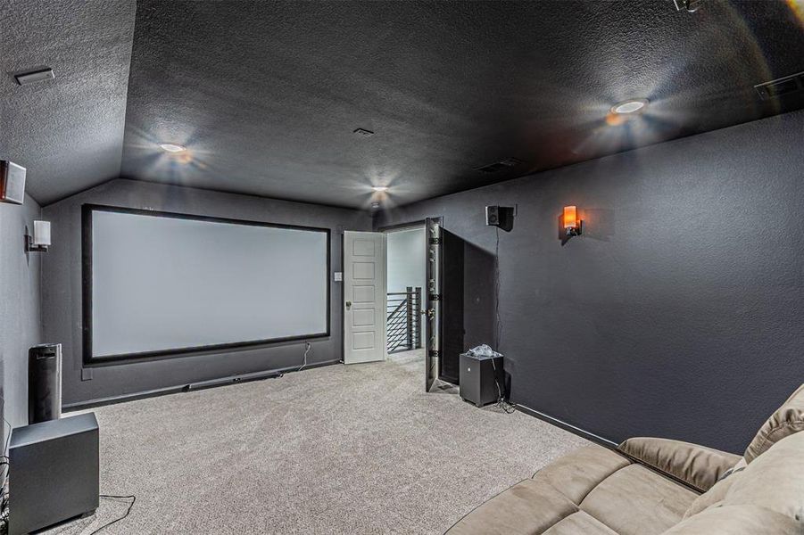 Image 35 of a home in .