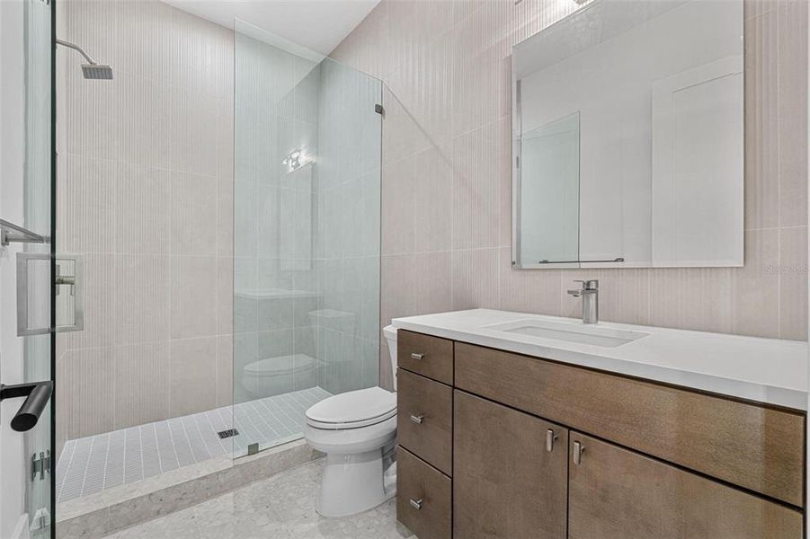 Furnished interior view inside a new home in , Tampa (Image 10).