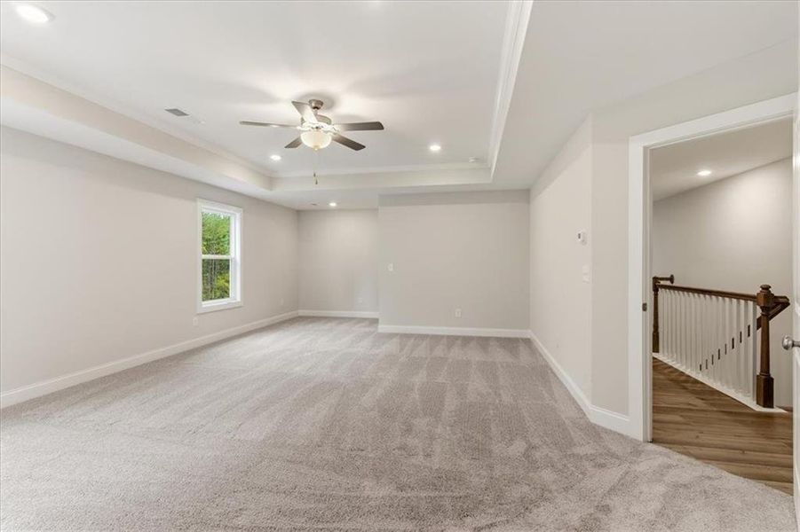 Spacious, unfurnished interior of a new home in , Dallas (Image 32).