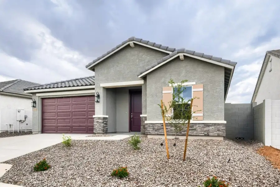 37005 W NINA ST, Maricopa, AZ.  - Slide 3