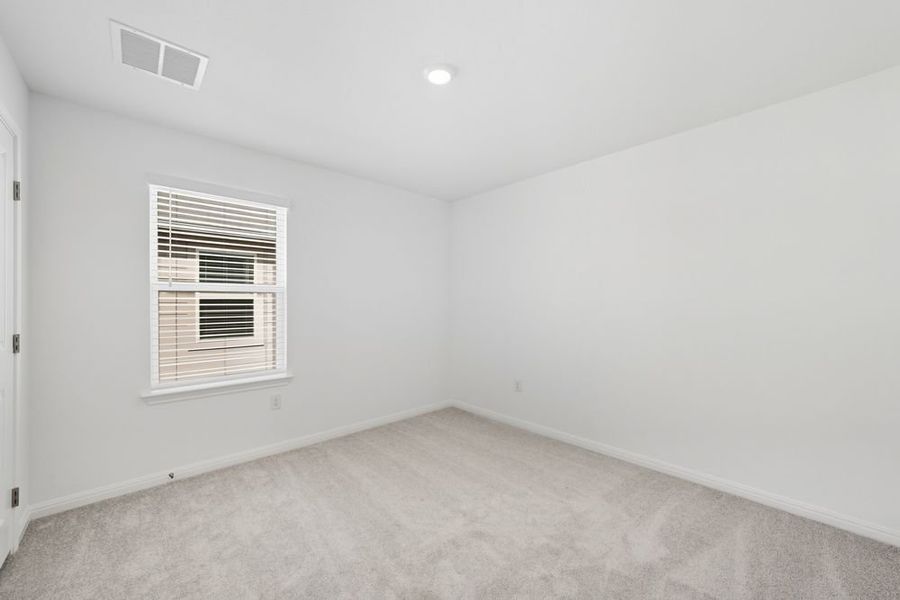 Spacious, unfurnished interior of a new home in Longview 40s, Del Valle (Image 13).