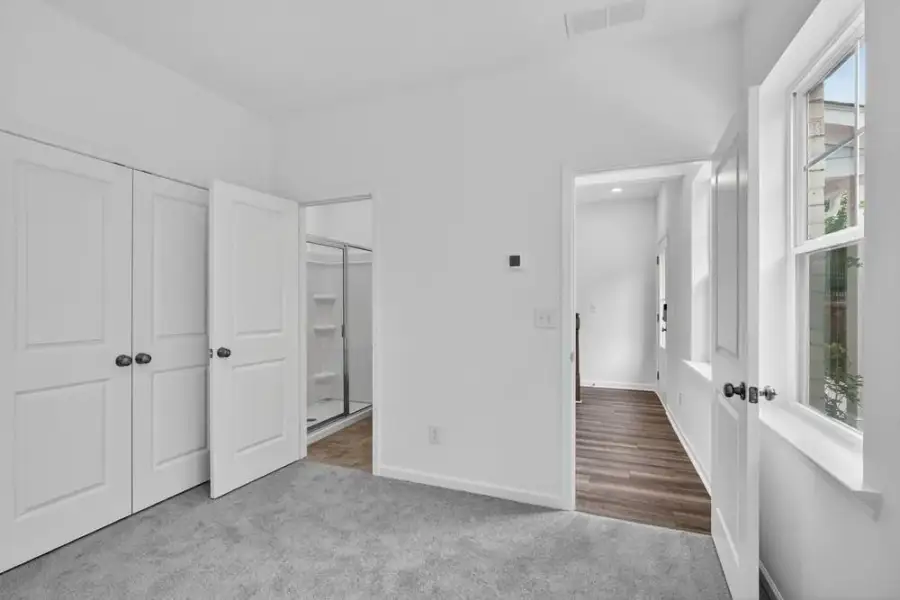 Spacious, unfurnished interior of a new home in Chandler Run, Tucker (Image 35).