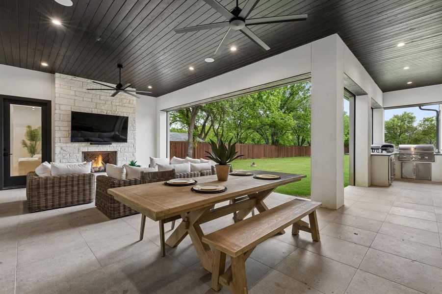 Exterior details and patio area of a home in , Colleyville (Image 3).