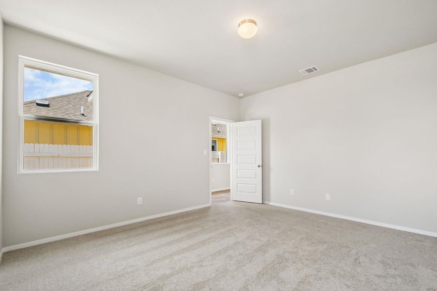 Spacious, unfurnished interior of a new home in Harvest Ridge, Elgin (Image 19). Spacious, unfurnished interior of a new home in Harvest Ridge, Elgin (Image 19).