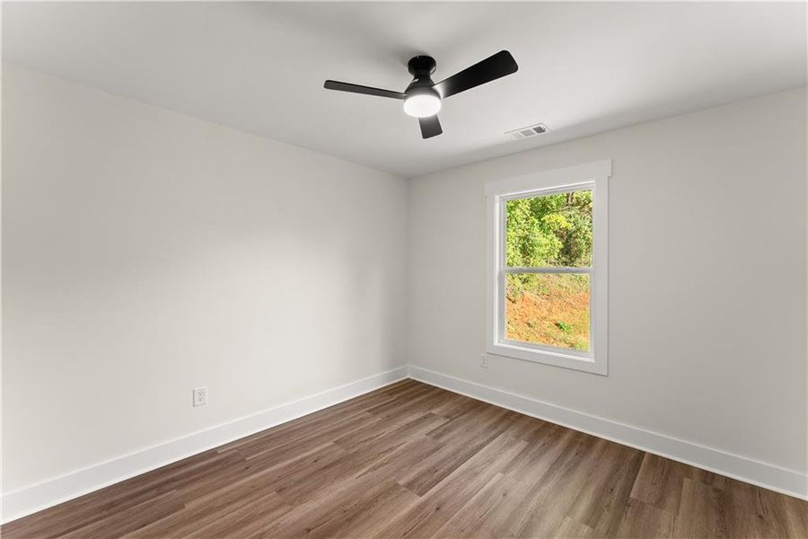 Spacious, unfurnished interior of a new home in , Gainesville (Image 34).