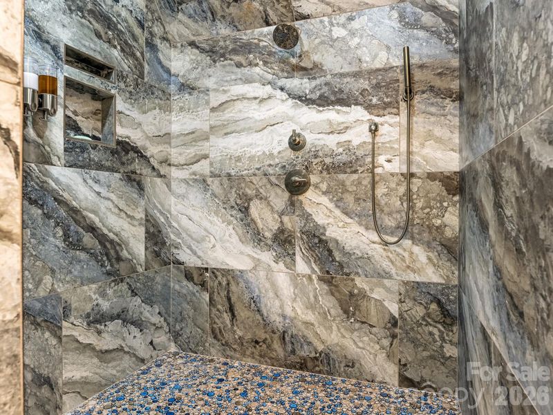 Image 40 of a home in .