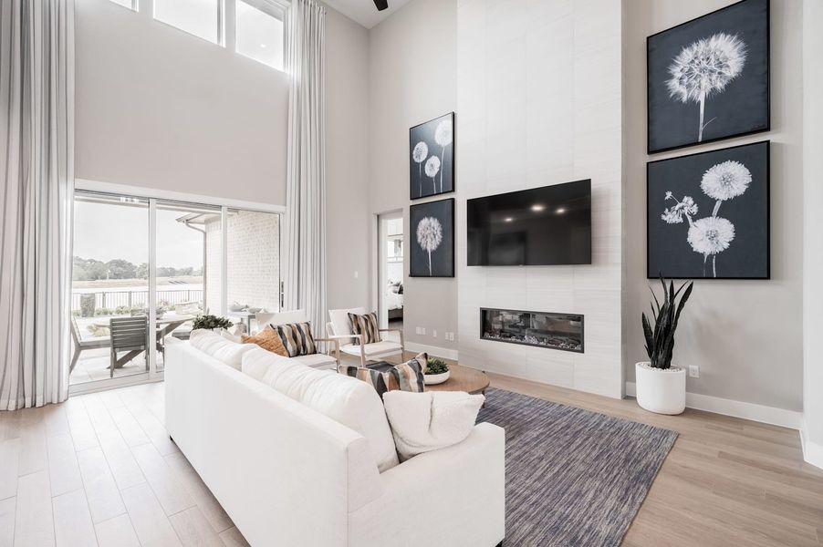Representative furnished interior of a home built from the Verdin by Tri Pointe Homes in Pecan Ridge, Fulshear (Image 96).