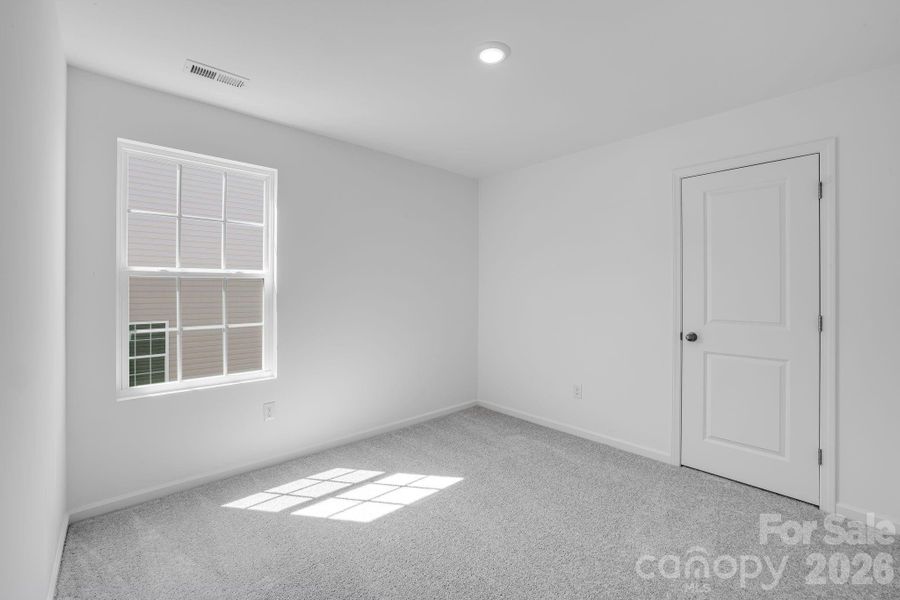 Spacious, unfurnished interior of a new home in Cleveland Hill, Shelby (Image 17).