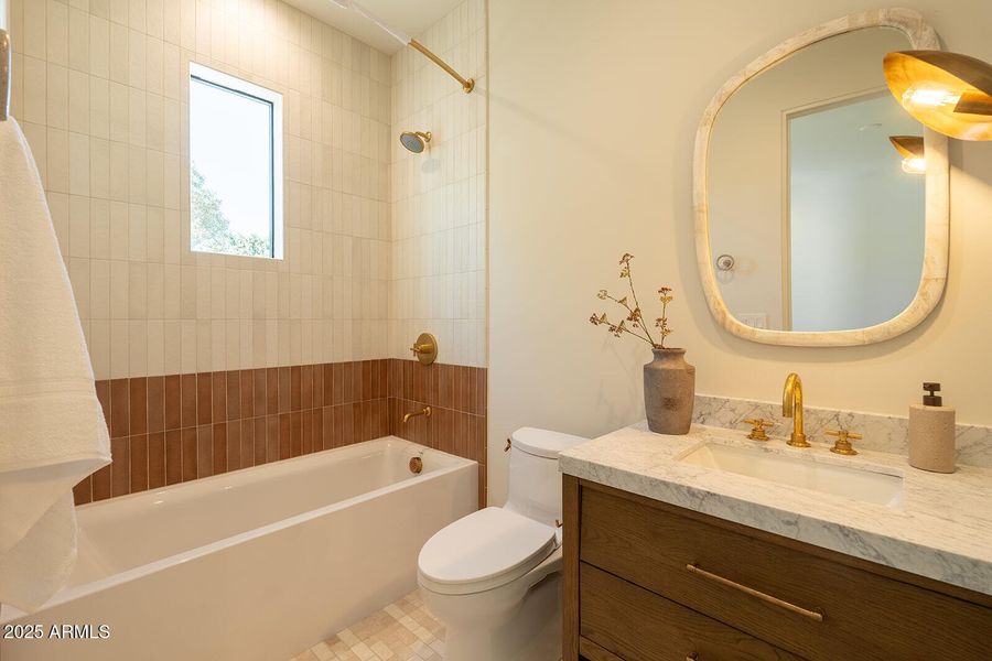 Ensuite Bathroom 3 Ensuite Bathroom 3