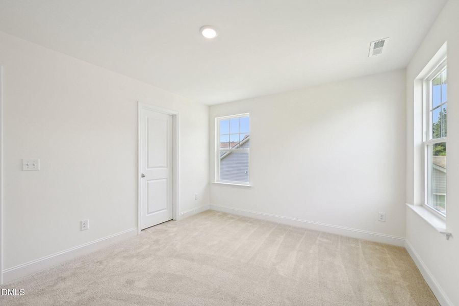 31-web-or-mls-Winding Crk Dr-2105-031