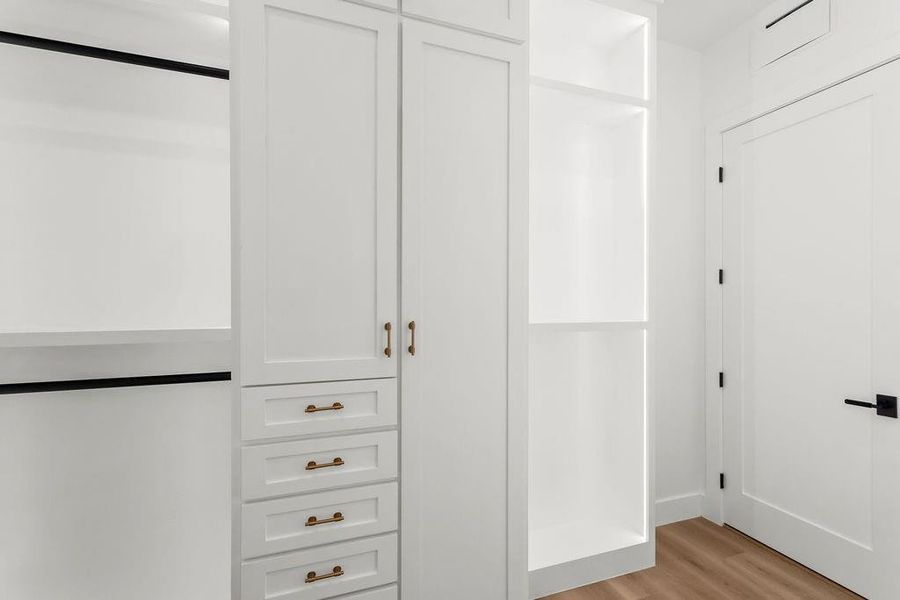 Image 37 of a home in .