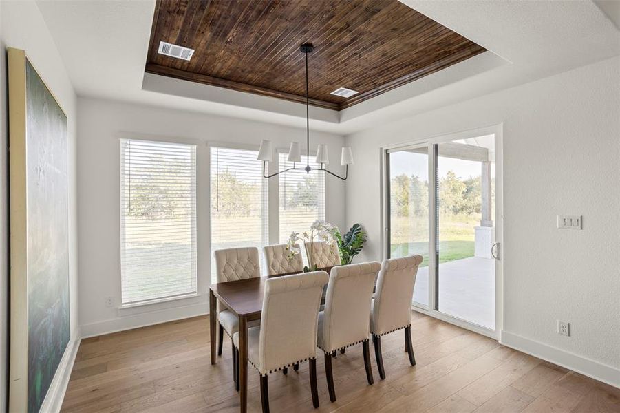 Furnished interior view inside a new home in , Waxahachie (Image 9).
