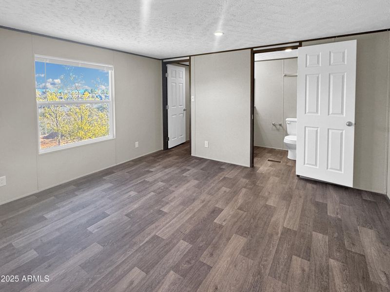 d93889425599e39e8387b3b8f607f1cff707ec27