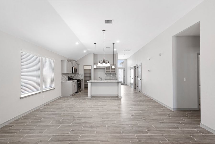 Representative unfurnished interior of a home built from the Rose- 1941SSC by Saratoga Homes in Paseo Del Este, El Paso (Image 22).