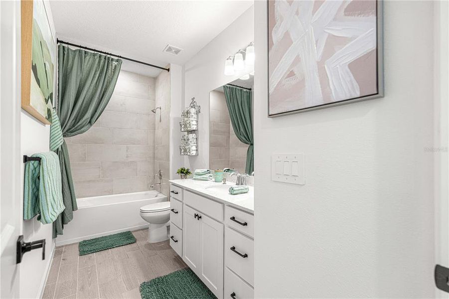 Furnished interior view inside a new home in , Ocala (Image 10).