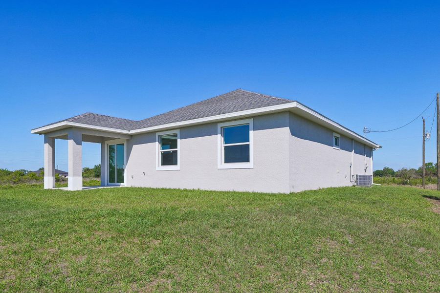 27-web-or-mls-S Castle Cir-S2204-027