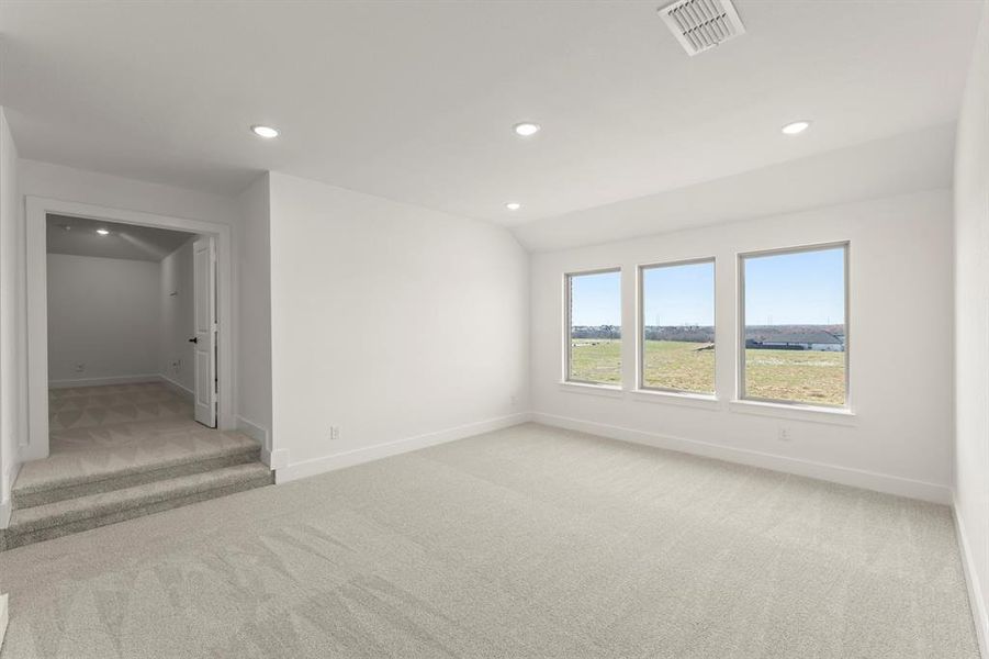 18. 612 Corner Post - Game