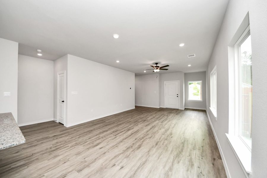 Spacious, unfurnished interior of a new home in The Enclave at Spring Branch, Montgomery (Image 22). Spacious, unfurnished interior of a new home in The Enclave at Spring Branch, Montgomery (Image 22).