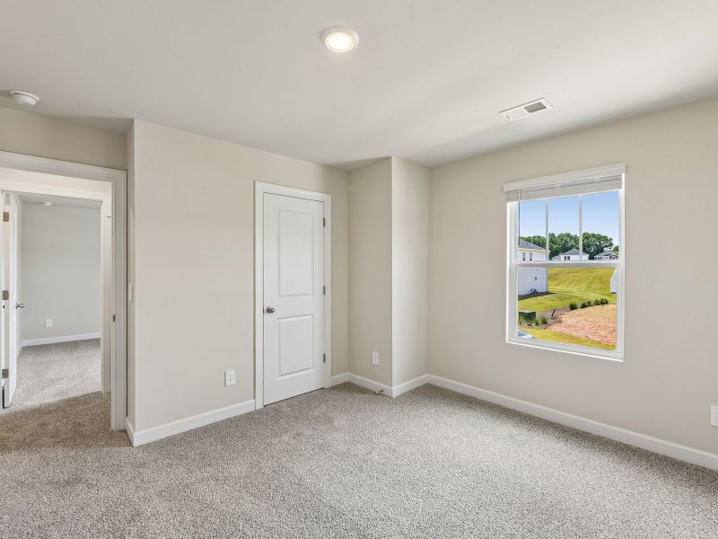 Spacious, unfurnished interior of a new home in Seattle Crossing, Shelby (Image 17).