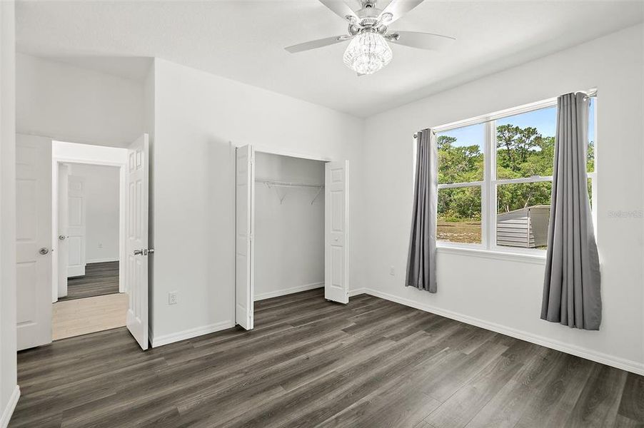 Spacious, unfurnished interior of a new home in , Pierson (Image 22).