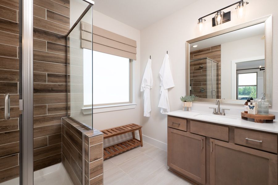 Representative furnished interior of a home built from the Sorrel by Tri Pointe Homes in Painted Tree, McKinney (Image 16).