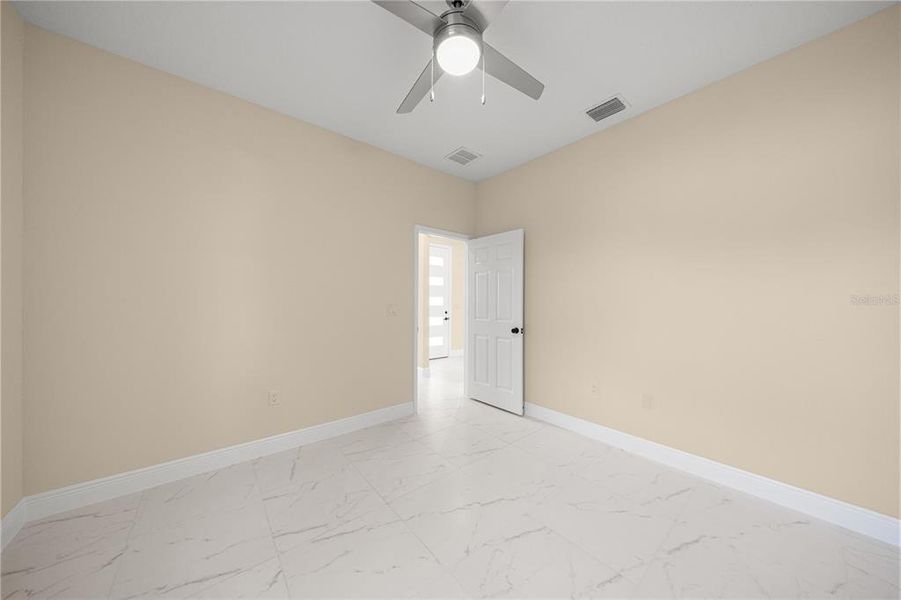 Spacious, unfurnished interior of a new home in , Belleview (Image 15).